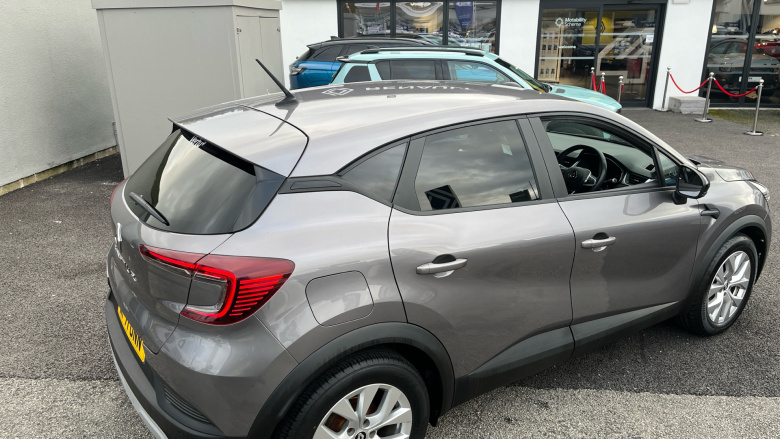 Renault Captur 1.0 TCE 90 Iconic 5dr Petrol Hatchback